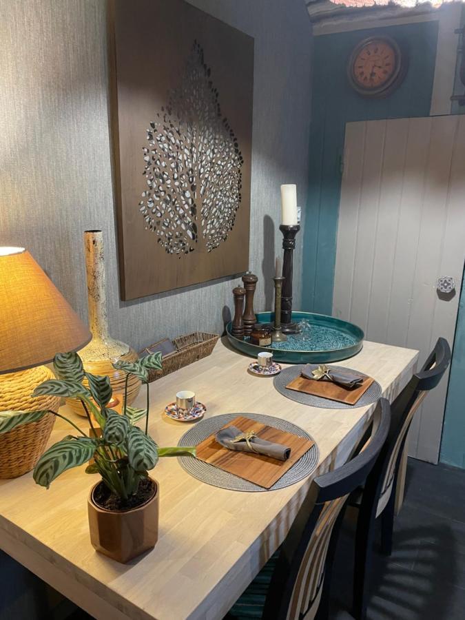 אדה Cosy Central House With Luxury Jacuzzi Bath מראה חיצוני תמונה